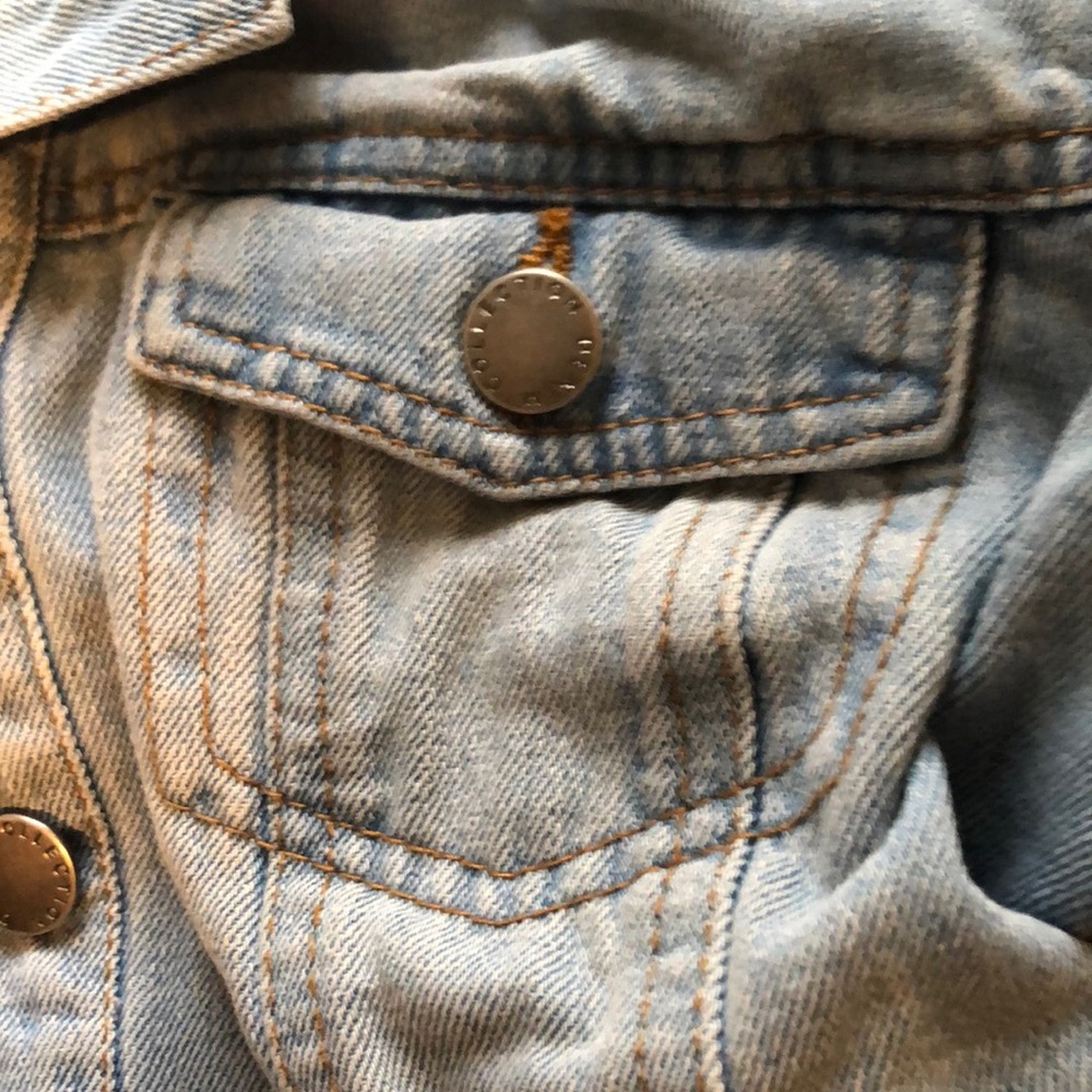 Jean jacket - Picture 2 of 6